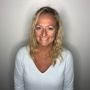 Meet your Posher, Deirdre